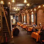 Atlas House Luxury بيت ضيافة بلوفديف