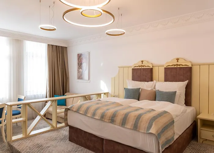 Atlas House Luxury Πανσιόν 4*