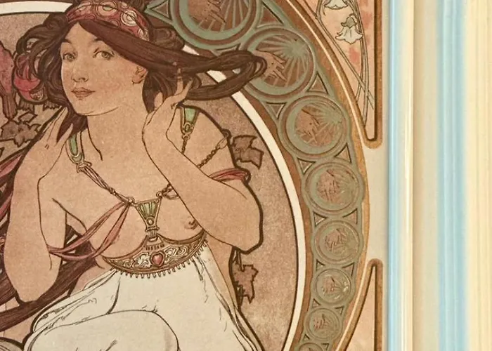 Atlas House Luxury 招待所 4*