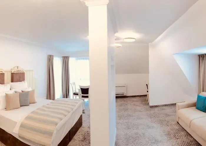 招待所 Atlas House Luxury 普罗夫迪夫