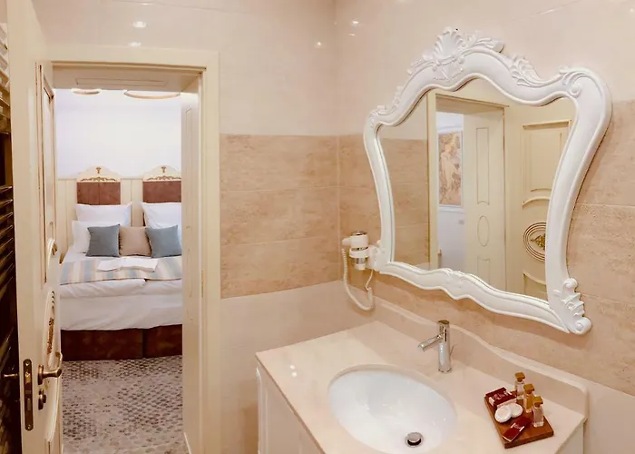 招待所 Atlas House Luxury 普罗夫迪夫