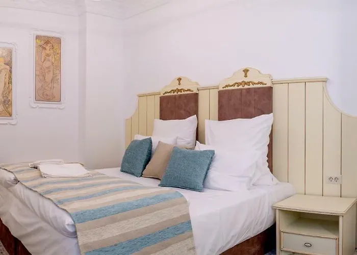 Atlas House Luxury פלובדיב