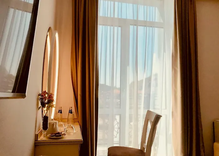 招待所 Atlas House Luxury 普罗夫迪夫